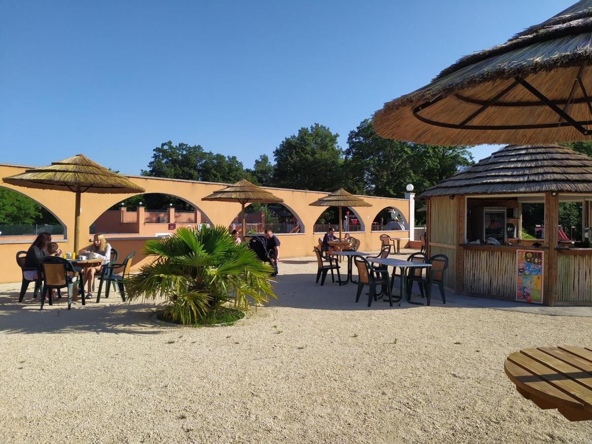 Camping Domaine De Senaud Albon Eksteriør bilde