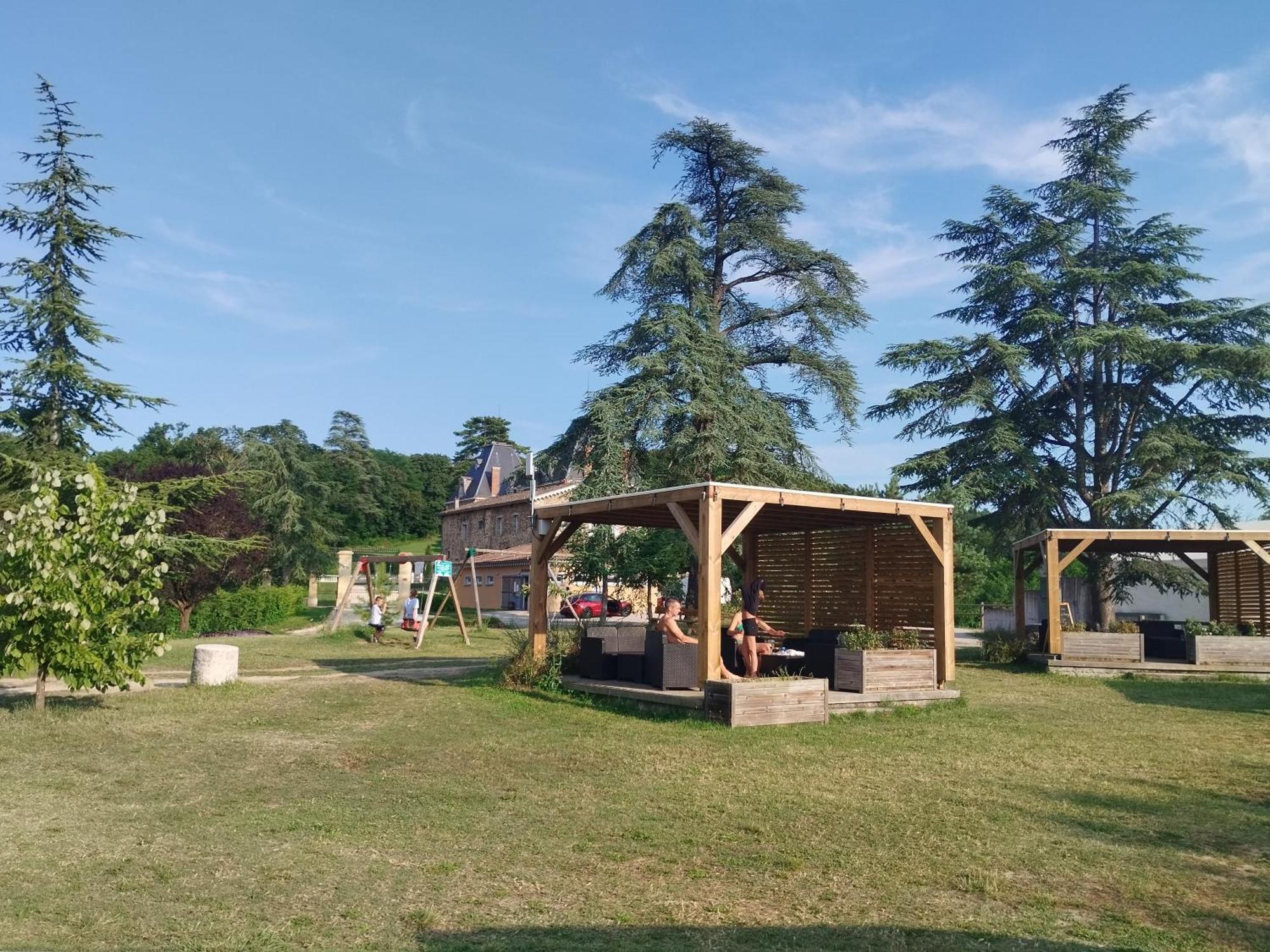 Camping Domaine De Senaud Albon Eksteriør bilde